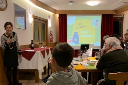 A nice evening talk about sustainable tourism