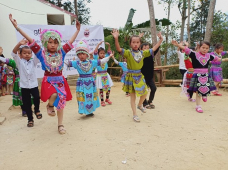 WATER, HYGIENE AND... KARAOKE!